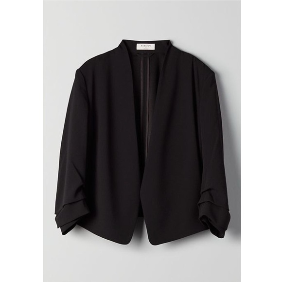 Aritzia Jackets & Blazers - Aritzia Babaton Macauley (Power) Short Blazer